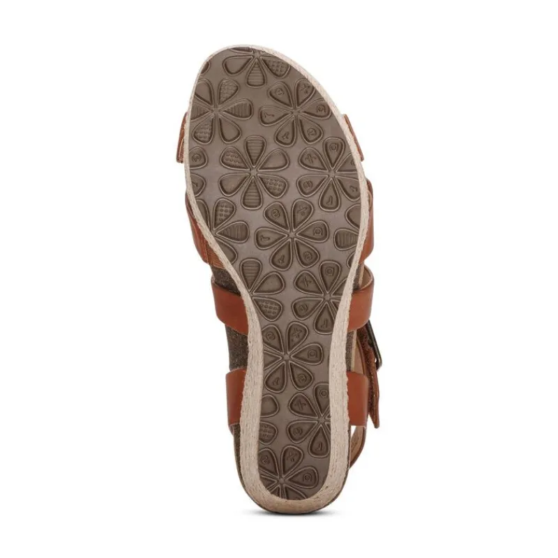 Aetrex Anna Arch Support Wedge