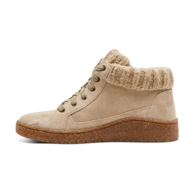 Aetrex Bonnie Arch Support Sneaker