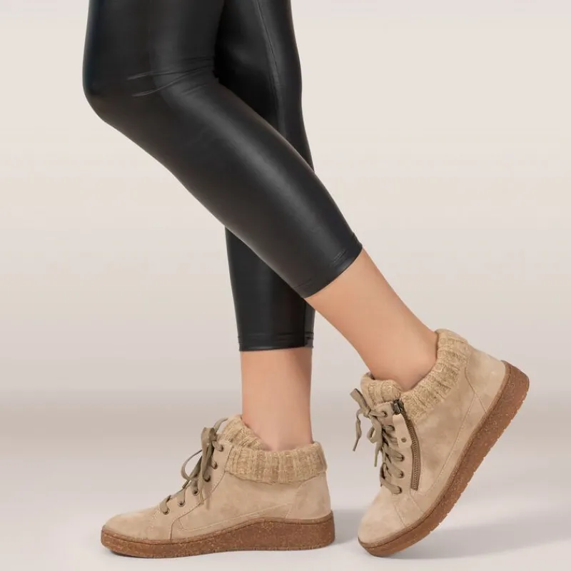 Aetrex Bonnie Arch Support Sneaker
