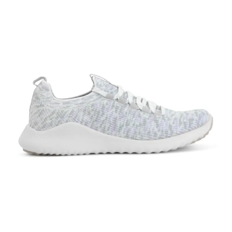 Aetrex Carly Arch Support Sneakers