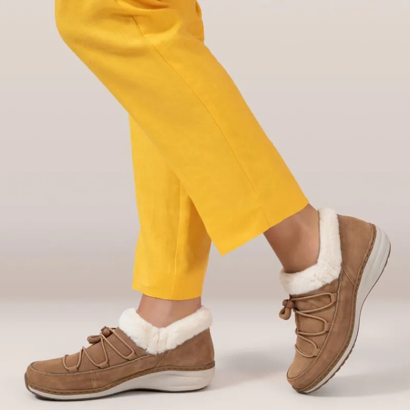 Aetrex Chrissy Arch Support Slip-On