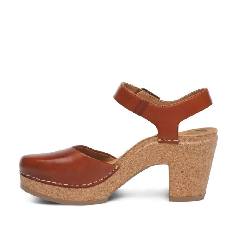 Aetrex Finley Closed Toe Heel