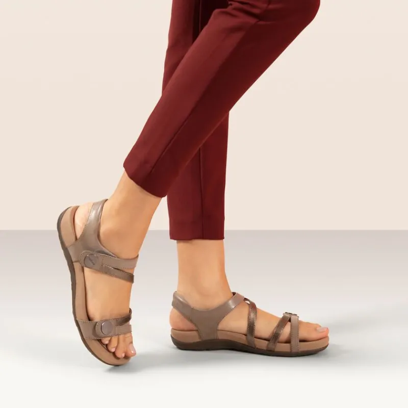 Aetrex Jess Adjustable Quarter Strap Sandal